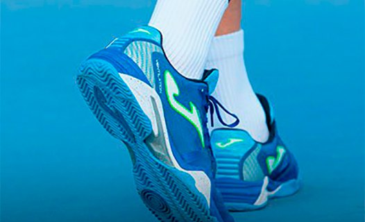 Men´s tennis shoes