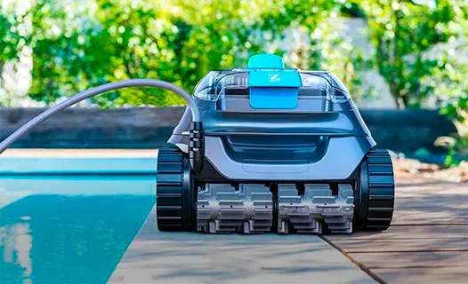 Electric pool cleaner with cable