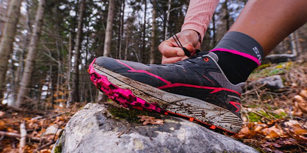 Salomon Thundercross Goretex トレイルランニングシューズ